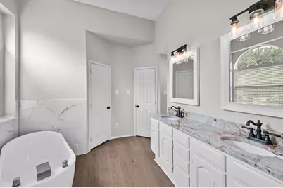 2421 Kittyhawk Drive, Plano, TX 75025 - Photo 16