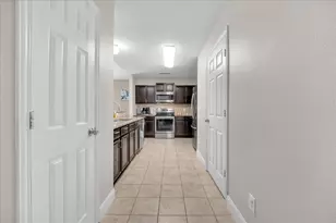 115 E Cason St, Irving, TX 75061 - Photo 14