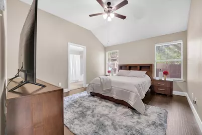 115 E Cason Street, Irving, TX 75061 - Photo 16