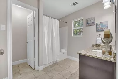 115 E Cason Street, Irving, TX 75061 - Photo 18
