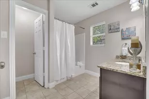 115 E Cason St, Irving, TX 75061 - Photo 18