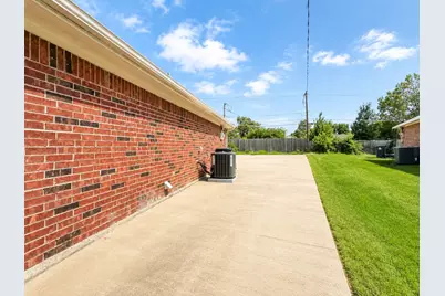 6212 Brookhaven Trail, Arlington, TX 76001 - Photo 18