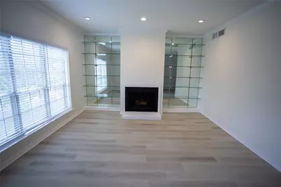 4403 Bellaire Drive S #222S, Fort Worth, TX 76109 - Photo 4