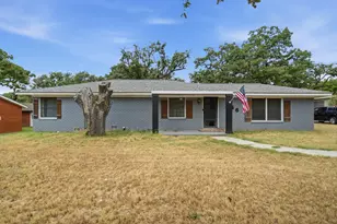 456 Alexander Rd, Stephenville, TX 76401 - Photo 2