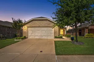 9121 Tranquil Trail, McKinney, TX 75071 - Photo 2