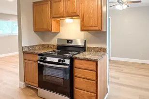 701 Tanglewood Dr, Hurst, TX 76053 - Photo 10