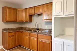 701 Tanglewood Dr, Hurst, TX 76053 - Photo 12