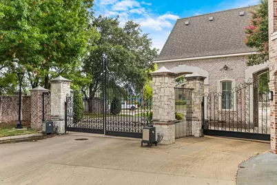 18130 Frankford Lakes Circle, Dallas, TX 75252 - Photo 30