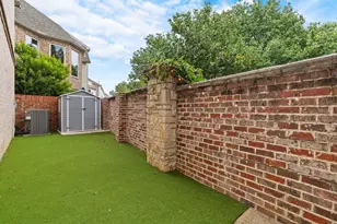 18130 Frankford Lakes Cir, Dallas, TX 75252 - Photo 14