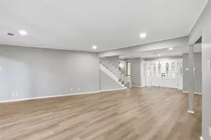 6815 Lyre Ln, Dallas, TX 75214 - Photo 14