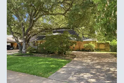 6815 Lyre Lane, Dallas, TX 75214 - Photo 2