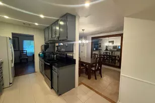 3526 W Rochelle Rd, Irving, TX 75062 - Photo 8