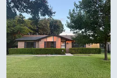 3526 W Rochelle Road, Irving, TX 75062 - Photo 1