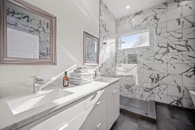 1350 Strickland Street, Dallas, TX 75216 - Photo 20