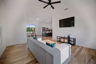 1350 Strickland St, Dallas, TX 75216 - Photo 6