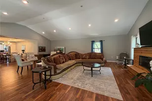7024 Red Bud Ln, Fort Worth, TX 76135 - Photo 12