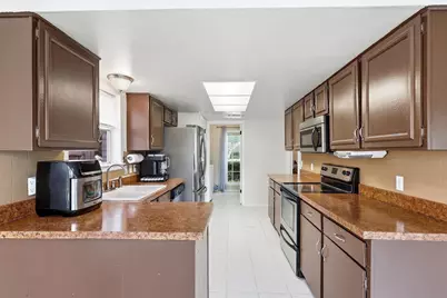 2601 Raintree Drive, Plano, TX 75074 - Photo 4