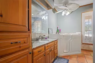 564 Sam Bass Rd, McGregor, TX 76657 - Photo 16