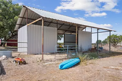 564 Sam Bass Road, McGregor, TX 76657 - Photo 36