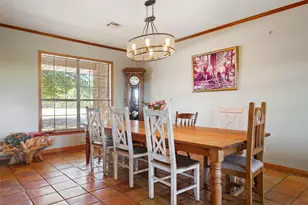 564 Sam Bass Rd, McGregor, TX 76657 - Photo 8