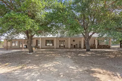 564 Sam Bass Road, McGregor, TX 76657 - Photo 2