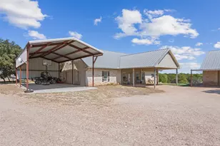 564 Sam Bass Rd, McGregor, TX 76657 - Photo 28