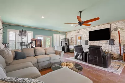 564 Sam Bass Road, McGregor, TX 76657 - Photo 12