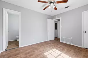 332 Ruth St, Denton, TX 76205 - Photo 22
