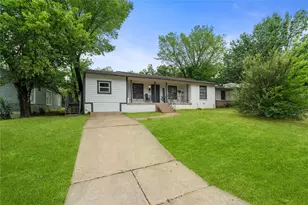 2321 Grandview Dr, Fort Worth, TX 76112 - Photo 2