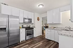 2321 Grandview Dr, Fort Worth, TX 76112 - Photo 14