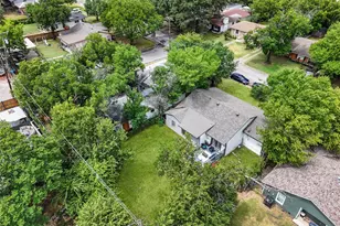 2321 Grandview Dr, Fort Worth, TX 76112 - Photo 24