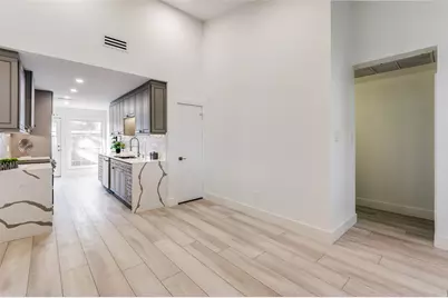 13702 Flagstone Lane, Dallas, TX 75240 - Photo 10