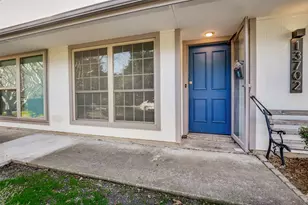 13702 Flagstone Ln, Dallas, TX 75240 - Photo 4