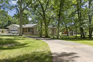 830 Layne Dr, Denison, TX 75020 - Photo 2