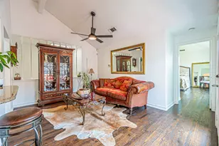 2903 Golden Gate Ct, Carrollton, TX 75007 - Photo 10