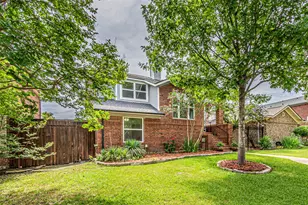 2903 Golden Gate Ct, Carrollton, TX 75007 - Photo 2