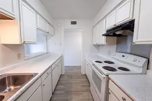 260 Rolling Hills Pl, Lancaster, TX 75146 - Photo 6