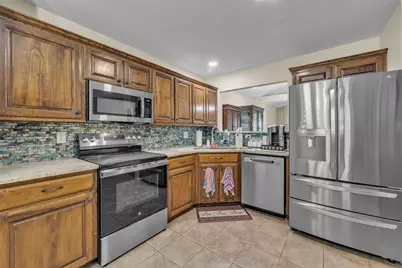 5909 Colebrook Court, Arlington, TX 76017 - Photo 6