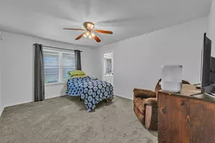 5909 Colebrook Ct, Arlington, TX 76017 - Photo 16