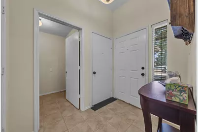 5909 Colebrook Court, Arlington, TX 76017 - Photo 4