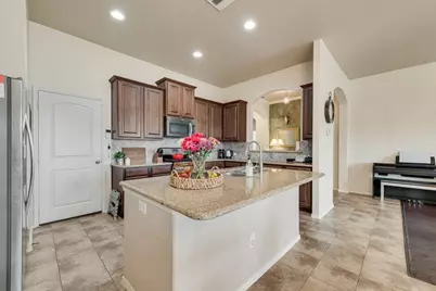 908 Honey Locust Drive, Fate, TX 75087 - Photo 8