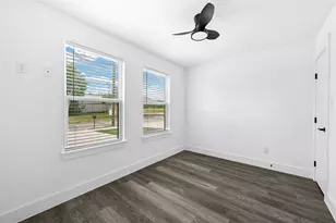 3018 Henry St, Greenville, TX 75401 - Photo 14