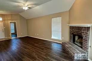 912 Alpine St, Forney, TX 75126 - Photo 6