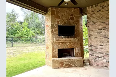 1025 Tex Lane, Springtown, TX 76082 - Photo 4