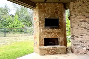 1025 Tex Ln, Springtown, TX 76082 - Photo 4