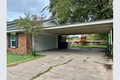 111 S Canton Street, Mexia, TX 76667 - Photo 6