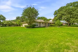 4413 Quail Hollow Rd, Fort Worth, TX 76133 - Photo 8