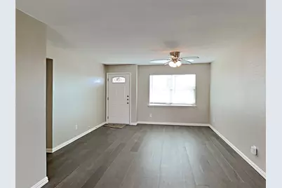 2877 Joanna Drive, Farmers Branch, TX 75234 - Photo 2
