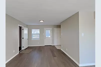 2877 Joanna Drive, Farmers Branch, TX 75234 - Photo 6