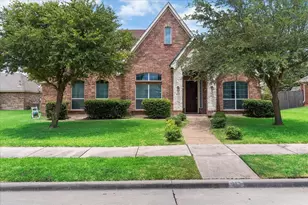 817 Trailwood Dr, DeSoto, TX 75115 - Photo 1